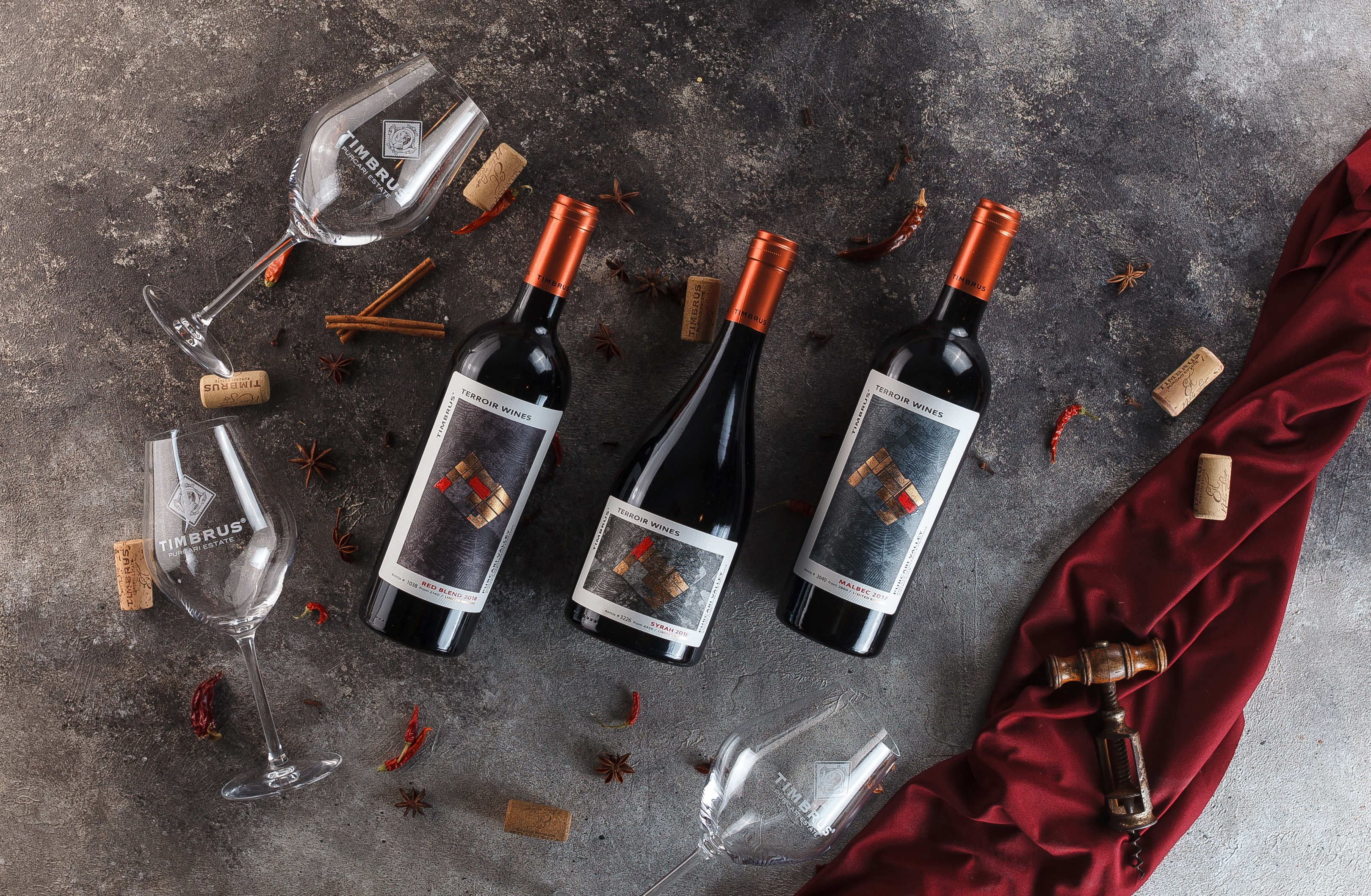 Descoperă gustul terroirului cu noua colecție de vinuri Timbrus Terroir Wines